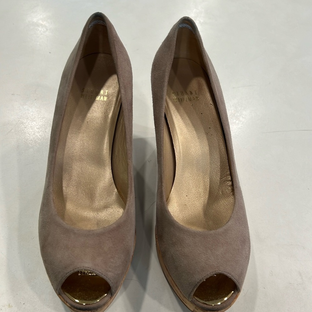 Stuart Weitzman Neutral Suede Wedge Shoes. Size 8.
